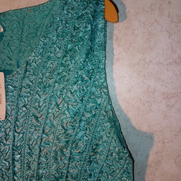 🟢 Ladies RAFAEL blouse - Picture 6 of 6